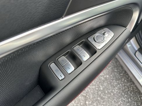 New 2025 Genesis G70 2.5T w/ Sport Prestige Package image 19