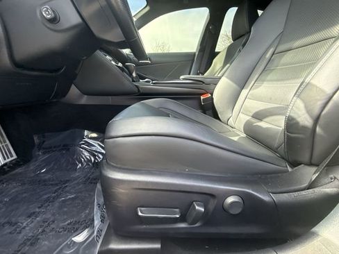Used 2023 Lexus IS 350 F Sport image 12