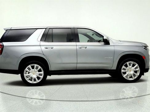Used 2023 Chevrolet Tahoe High Country AWD/4WD image 4