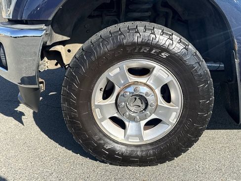 Used 2014 Ford F250 XLT w/ Snow Plow Prep Package image 9