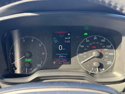 Used 2024 Toyota Corolla SE w/ Convenience Package FWD image 13