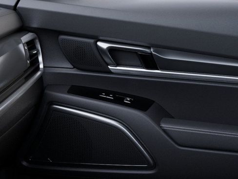 New 2025 Kia Telluride LX image 28