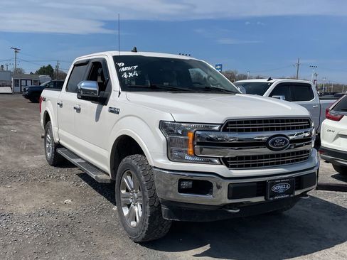 Used 2019 Ford F150 Lariat image 1