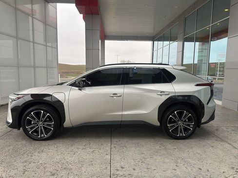 Certified 2024 Toyota bZ4X Limited image 5