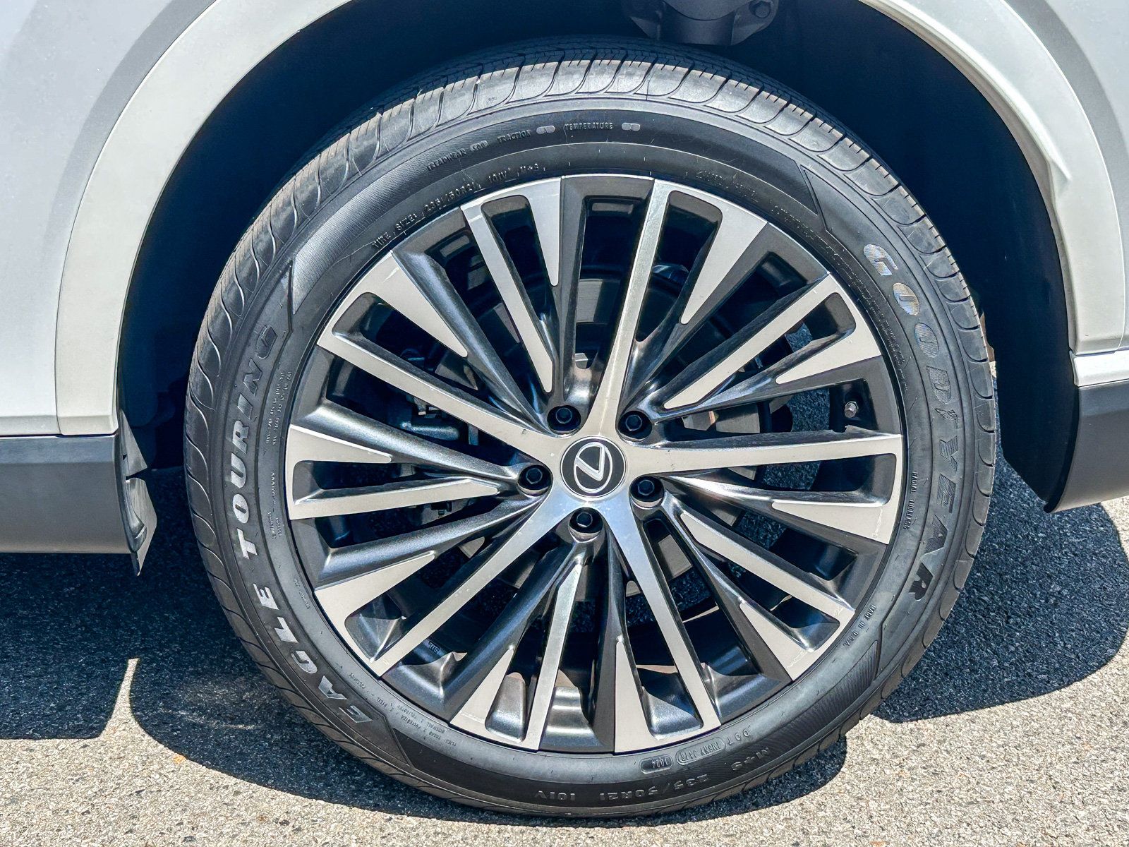 Used 2023 Lexus RX 350 Premium Plus w/ Cold Area Package FWD image 11