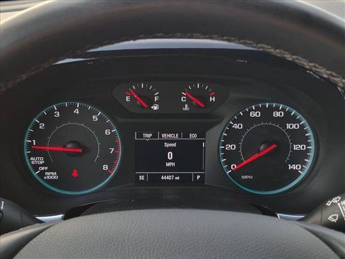 Certified 2023 Chevrolet Traverse LT FWD image 11