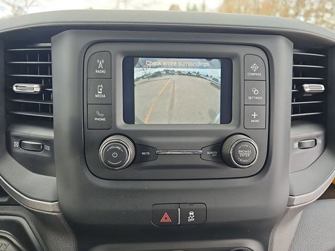 New 2024 RAM 4500 Tradesman image 25