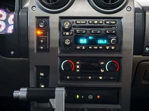 Used 2004 HUMMER H2 AWD/4WD image 44