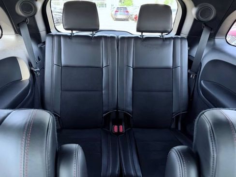 Used 2022 Dodge Durango R/T w/ Blacktop Package AWD/4WD image 23