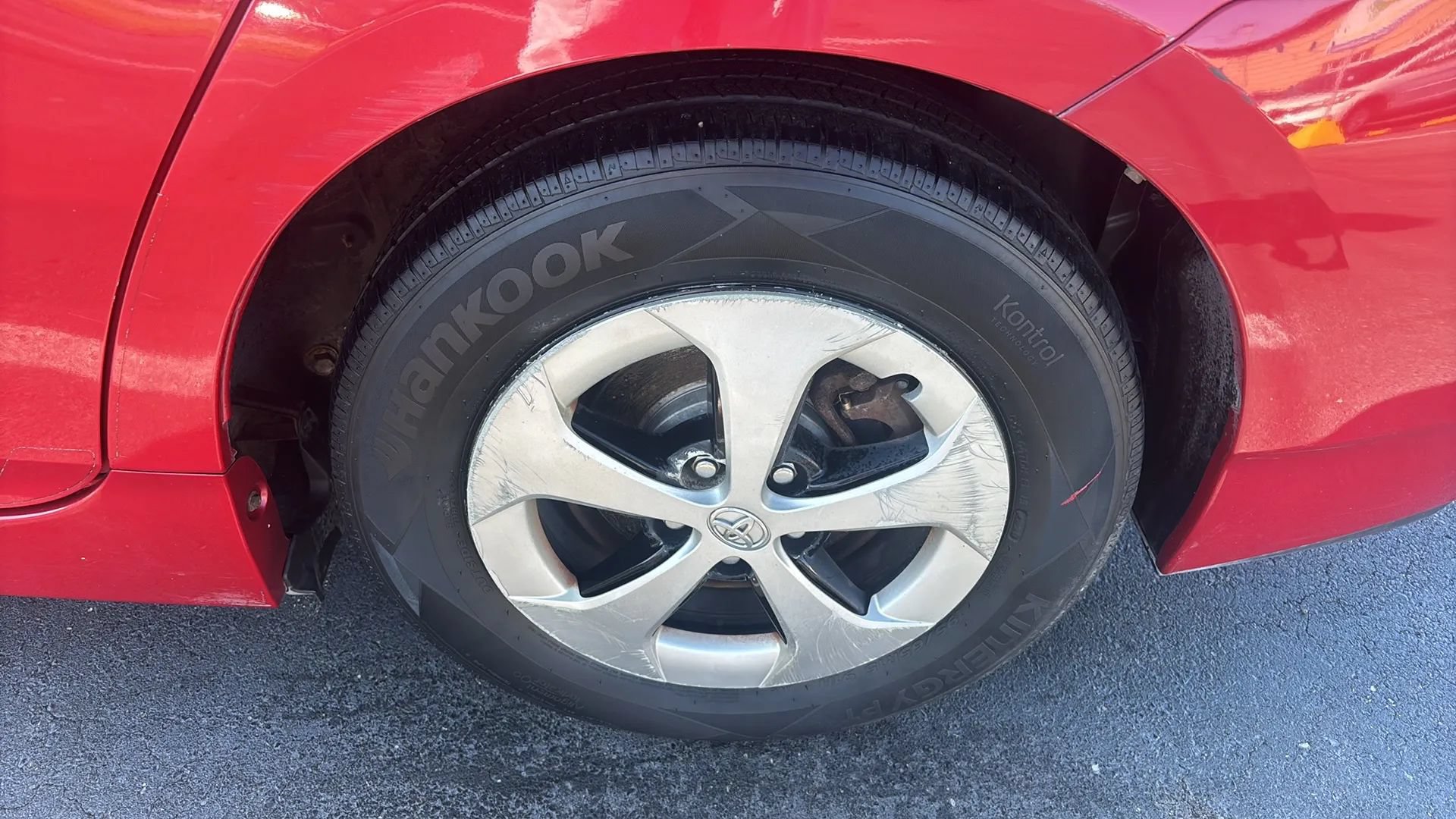 Used 2014 Toyota Prius Two FWD image 29