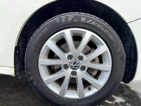 Used 2014 Volkswagen Jetta SE image 9