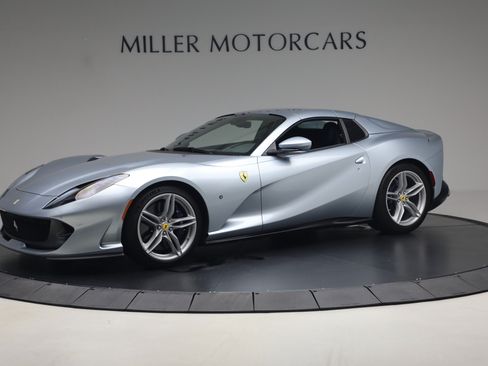 Certified 2022 Ferrari 812 GTS RWD image 25