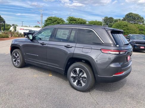 New 2024 Jeep Grand Cherokee Limited 4xe w/ Luxury Tech Group II image 2