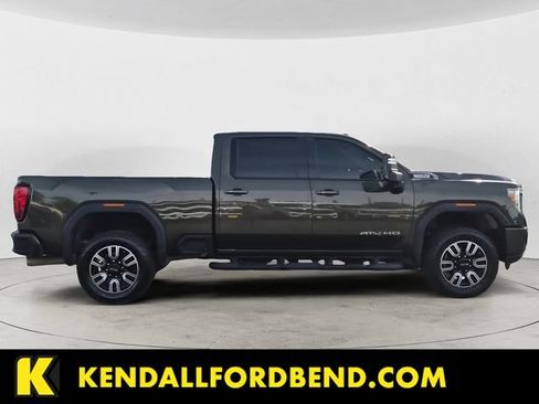 Used 2023 GMC Sierra 2500 AT4 w/ AT4 Preferred Package AWD/4WD image 4