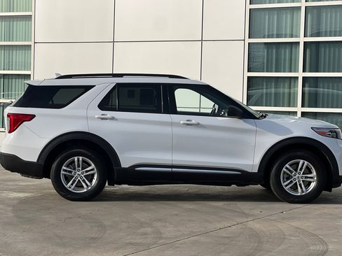 Used 2020 Ford Explorer XLT w/ Class III Trailer Tow Package image 3