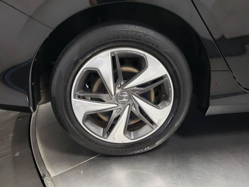 Certified 2020 Honda Civic LX image 16
