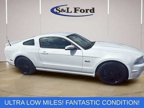 Used 2014 Ford Mustang GT w/ Equipment Group 401A RWD image 10