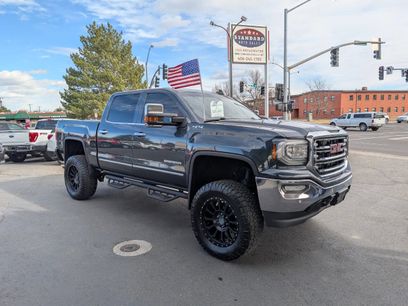Used 2017 GMC Sierra 1500 SLT w/ SLT Premium Package