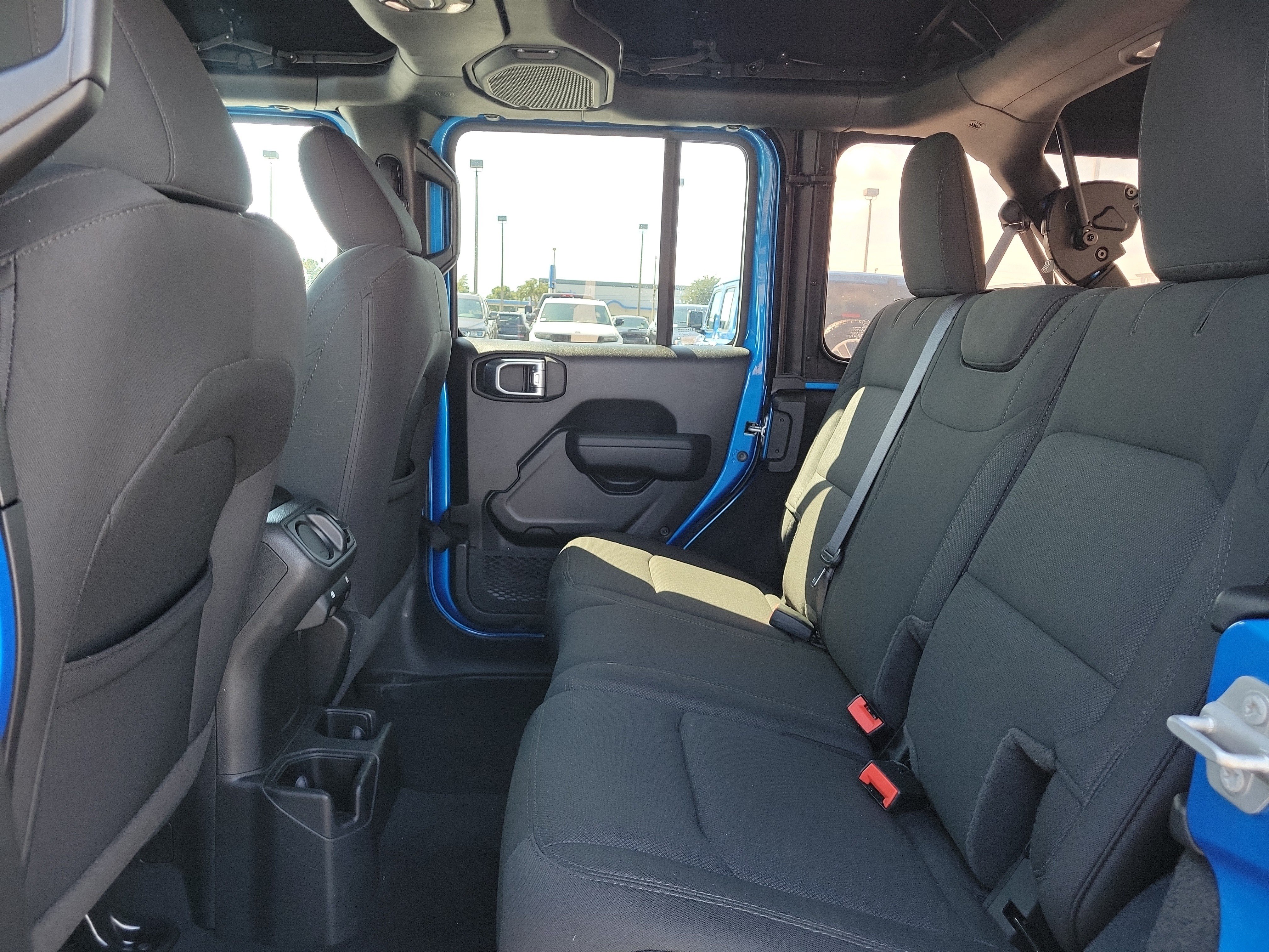 Used 2022 Jeep Wrangler Unlimited Sport AWD/4WD image 17