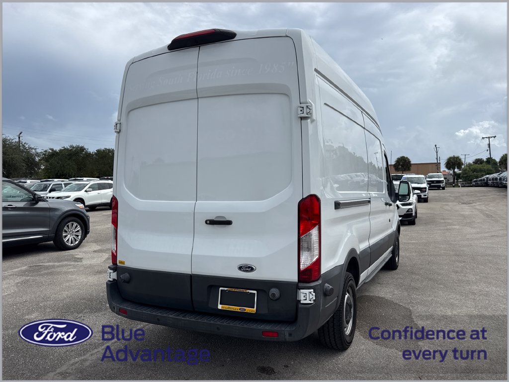 Used 2018 Ford Transit 250 148 High Roof RWD image 4