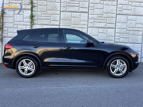 Used 2012 Porsche Cayenne S w/ Premium Pkg Plus image 8