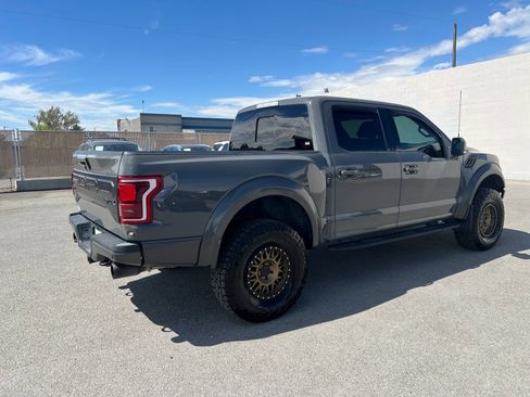 Used 2018 Ford F150 Raptor w/ Equipment Group 802A Luxury AWD/4WD image 5