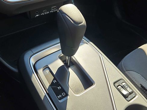 Used 2025 Subaru Crosstrek 2.0i Premium image 28