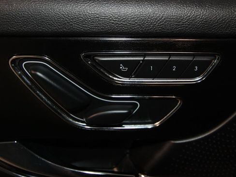 Used 2025 Lincoln Corsair FWD image 9