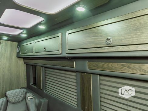 Used 2023 Mercedes-Benz Sprinter 3500 image 11