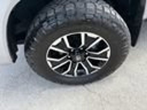 Used 2023 Toyota Tacoma TRD Sport w/ Advanced Technology Package AWD/4WD image 8