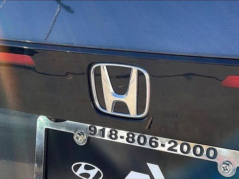 Used 2024 Honda Accord EX image 11