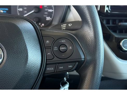 Certified 2025 Toyota Corolla LE FWD image 25