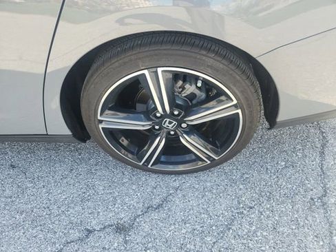 Used 2023 Honda Accord Sport image 10