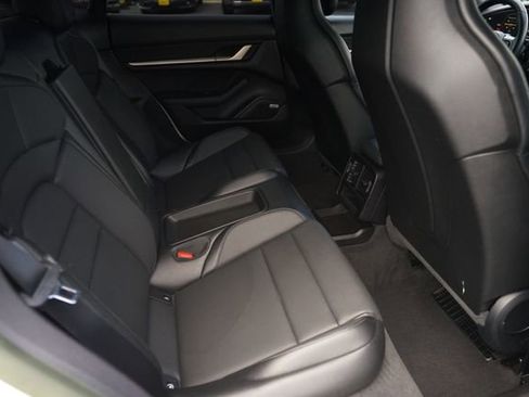 Used 2022 Porsche Taycan RWD image 16