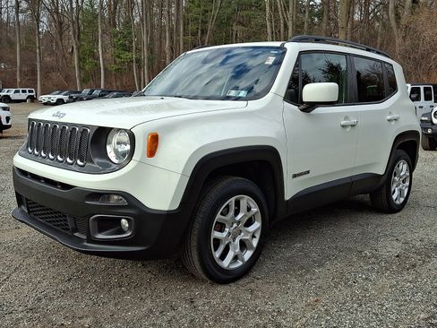Certified 2016 Jeep Renegade Latitude image 3