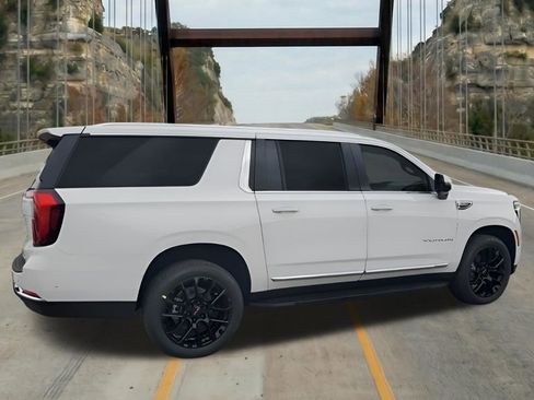 New 2026 GMC Yukon XL Elevation AWD/4WD image 10