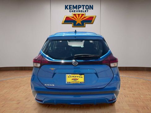 Used 2024 Nissan Kicks S FWD image 5