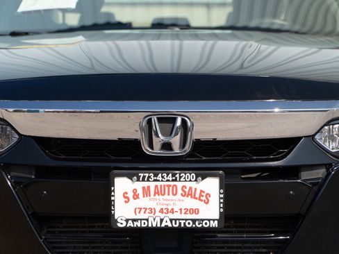 Used 2019 Honda Accord LX image 4