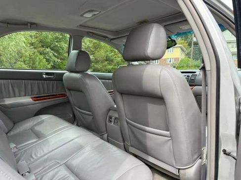 Used 2002 Toyota Camry XLE image 22