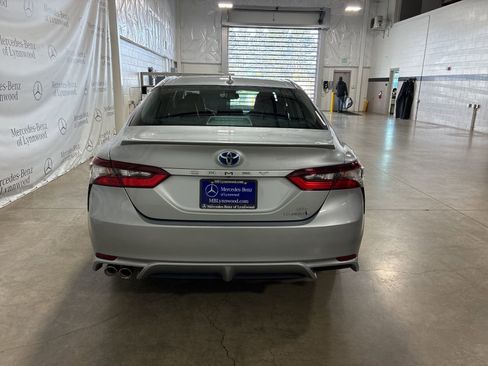 Used 2022 Toyota Camry SE w/ Audio Upgrade Package image 5