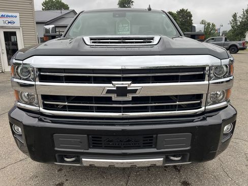 Used 2018 Chevrolet Silverado 3500 High Country w/ Duramax Plus Package AWD/4WD image 3