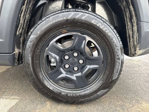 Used 2019 Jeep Compass Sport AWD/4WD image 11