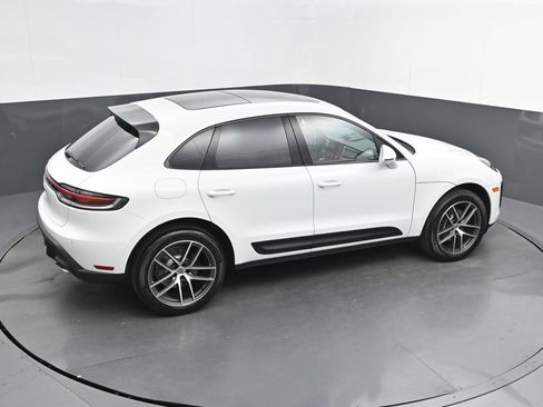 New 2026 Porsche Macan AWD/4WD image 29