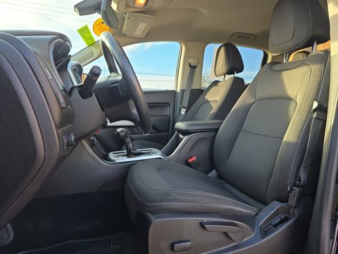 Used 2016 Chevrolet Colorado LT w/ Midnight Edition image 11