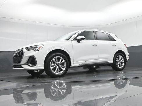 Used 2023 Audi Q3 2.0T Premium AWD/4WD image 56