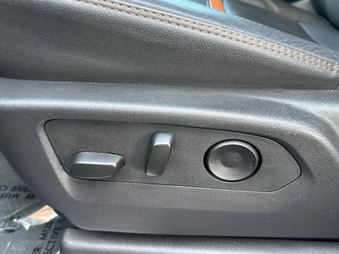 Certified 2025 GMC Sierra 1500 AT4 w/ AT4 Premium Package image 12