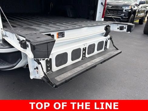 Used 2022 Chevrolet Silverado 1500 High Country w/ Z71 Off-Road Package AWD/4WD image 17