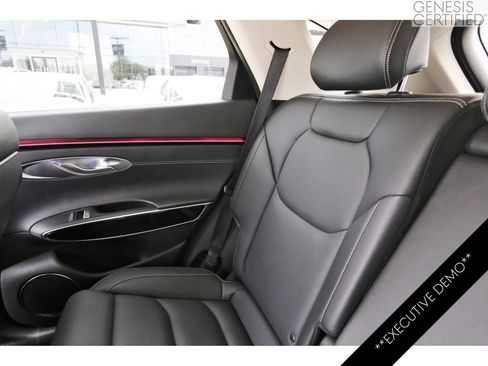 Used 2026 Genesis GV70 2.5T AWD/4WD image 14