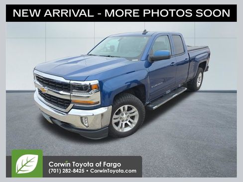 Used 2017 Chevrolet Silverado 1500 LT w/ All Star Edition AWD/4WD image 1