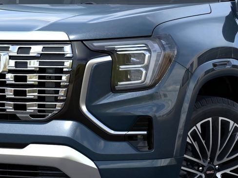 New 2027 GMC Terrain Denali w/ LPO, Black Badging Package AWD/4WD image 12
